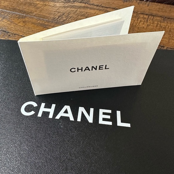 CHANEL Sandals - Picture 8 of 15